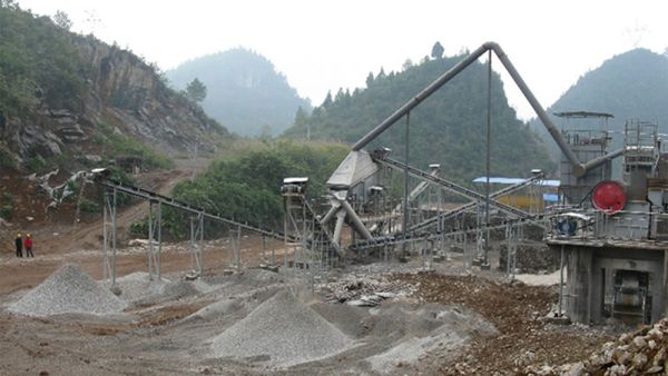 Installation de concassage d'agrégat de capacité 200+900 tonnes/h pour Chongqing Zhengyang New Material Co. Ltd